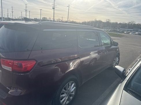 Used 2015 Kia Sedona EX image 13