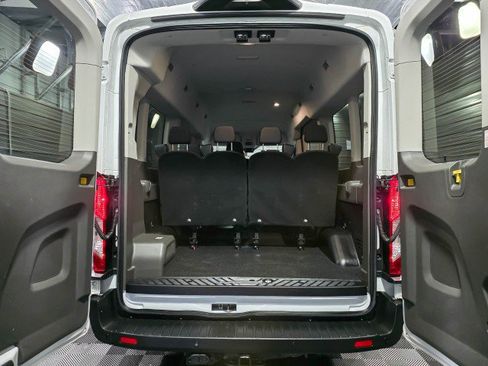 Used 2022 Ford Transit 350 XLT image 11