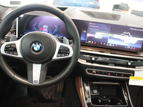 New 2026 BMW X5 xDrive40i AWD/4WD image 5