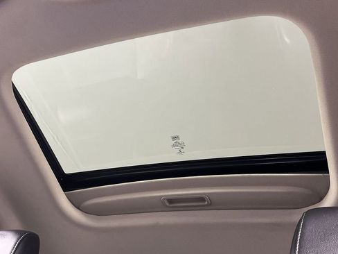 Used 2020 Ford Fusion Titanium image 22