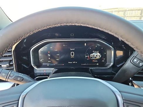 New 2026 GMC Sierra 1500 Elevation image 14