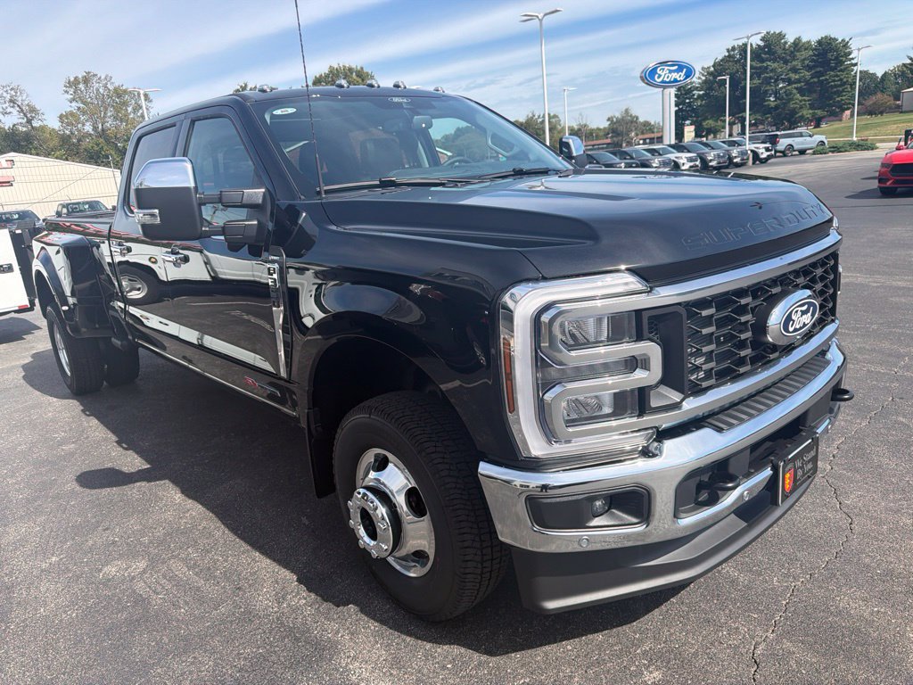 New 2027 Ford F350 Lariat w/ Lariat Ultimate Package AWD/4WD image 6
