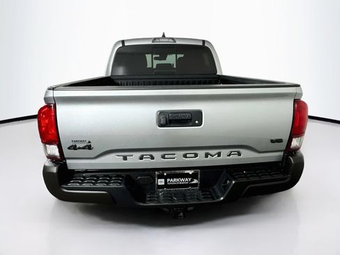 Used 2023 Toyota Tacoma SR5 AWD/4WD image 6