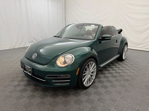 Used 2017 Volkswagen Beetle 1.8T S FWD image 2