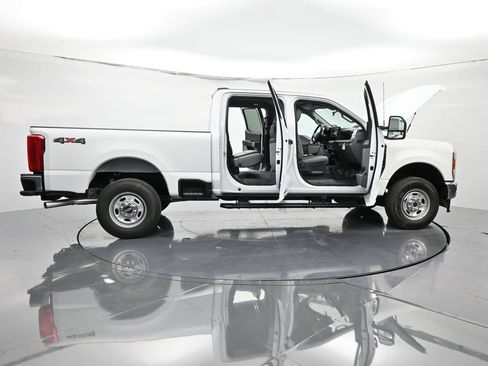 New 2026 Ford F250 XL w/ XL Chrome Package AWD/4WD image 50