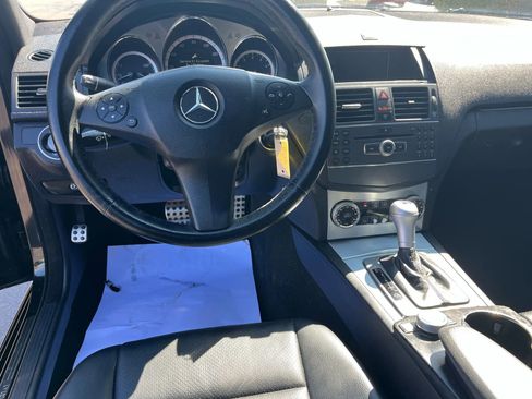 Used 2010 Mercedes-Benz C 300 Sedan image 13