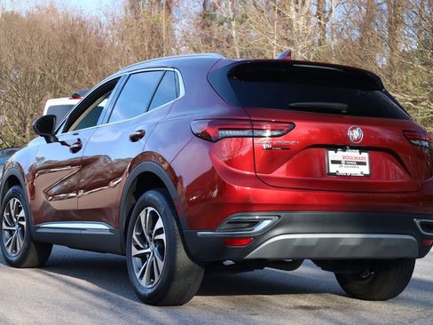 Used 2022 Buick Envision Essence w/ Technology Package I image 3