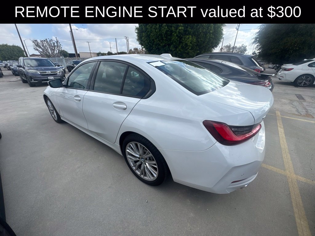 Used 2023 BMW 330i xDrive Sedan w/ Premium Package AWD/4WD image 4