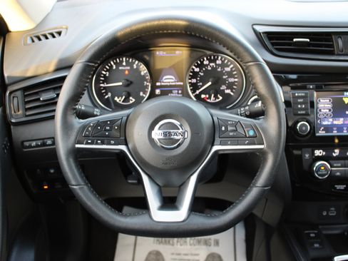 Used 2019 Nissan Rogue SL w/ Premium Package image 26