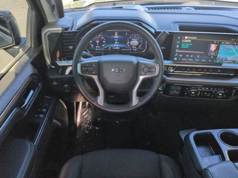 Used 2025 Chevrolet Silverado 1500 RST w/ Protection Package RWD image 15