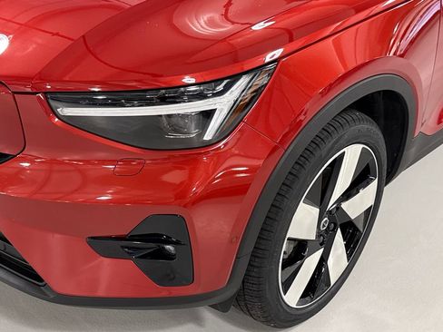 Certified 2023 Volvo C40 P8 Recharge Ultimate AWD/4WD image 7