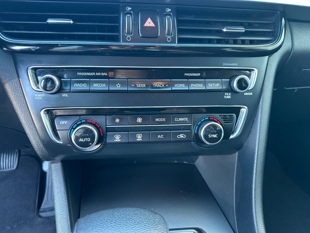 Used 2019 Kia Optima S FWD image 17