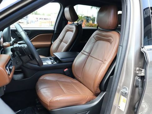 Certified 2020 Lincoln Aviator Reserve w/ Equipment Group 201A RWD image 15