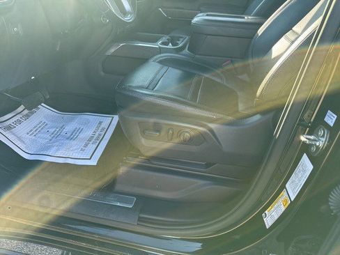 Used 2022 GMC Sierra 2500 Denali w/ Denali Ultimate Package image 10