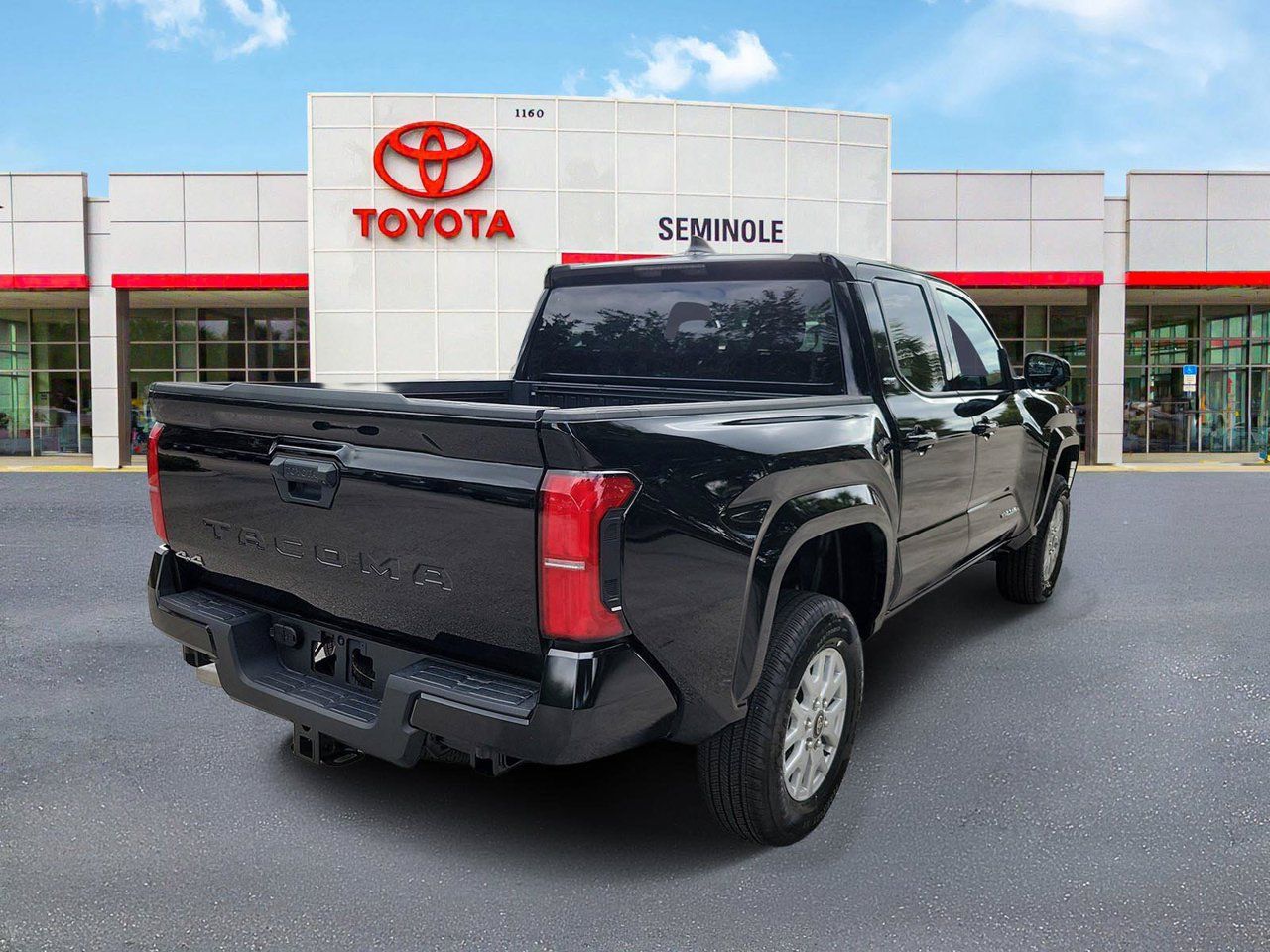 Used 2026 Toyota Tacoma SR5 AWD/4WD image 3