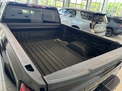 Certified 2024 Chevrolet Silverado 1500 High Country AWD/4WD image 42