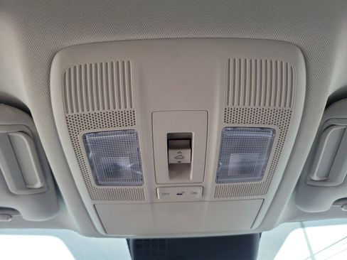 Used 2022 MAZDA CX-5 AWD 2.5 S w/ Premium Package image 22