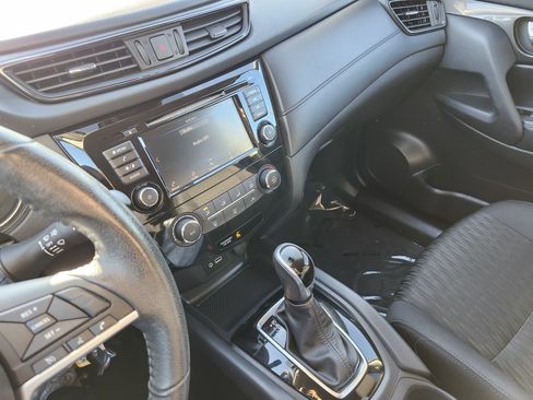 Used 2020 Nissan Rogue S w/ Special Edition Package AWD/4WD image 27