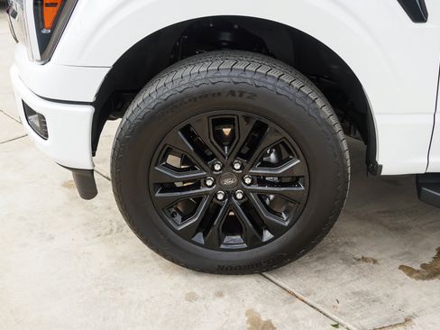 Used 2025 Ford F150 Lariat AWD/4WD image 12