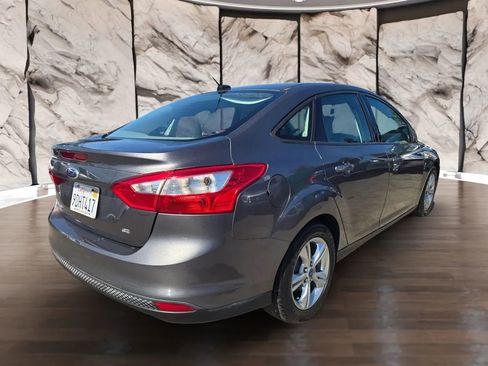 Used 2014 Ford Focus SE image 8