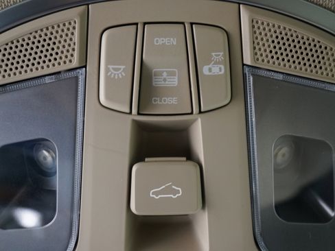 Used 2019 Hyundai Sonata Limited w/ Ultimate Package 04 image 24