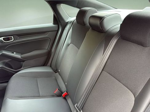 Used 2023 Honda Civic Sport image 14