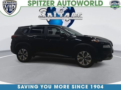 Used 2023 Nissan Rogue SV FWD image 2