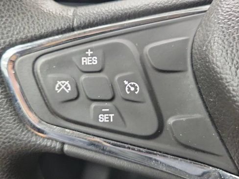 Used 2018 Chevrolet Cruze LT FWD image 23