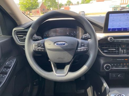 Used 2020 Ford Escape SE FWD image 10