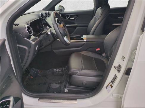 Used 2024 Mercedes-Benz GLC 300 image 15