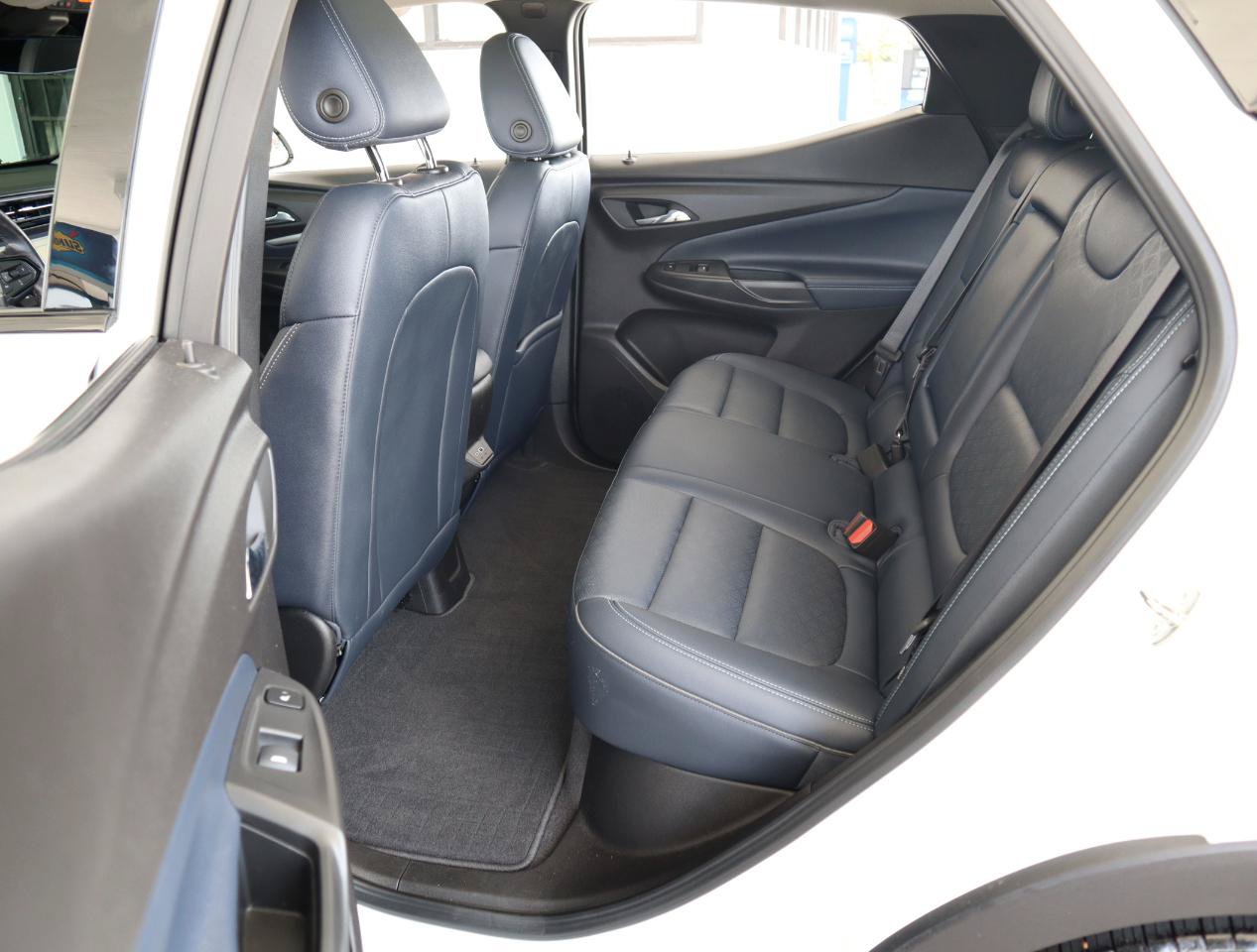 Used 2022 Chevrolet Bolt EUV Premier w/ Launch Edition FWD image 20