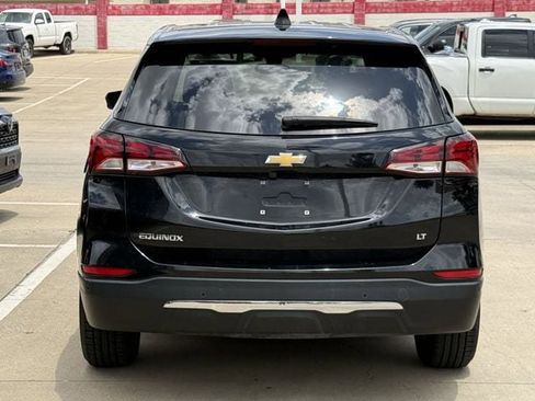 Used 2023 Chevrolet Equinox LT w/ Driver Convenience Package FWD image 5
