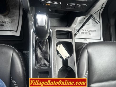 Used 2019 Ford Escape SEL AWD/4WD image 23
