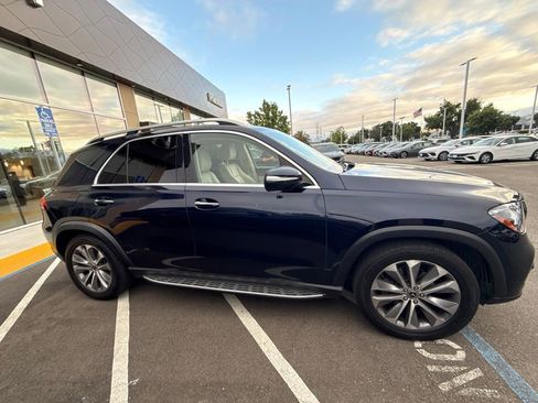 Used 2020 Mercedes-Benz GLE 350 4MATIC image 4
