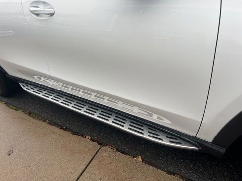 Used 2021 Mercedes-Benz GLS 450 4MATIC image 14