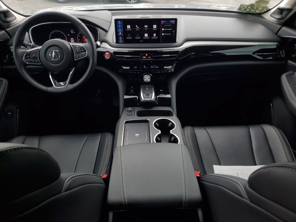 Certified 2026 Acura MDX w/ Technology Package FWD image 17