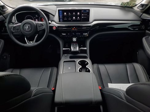 Certified 2026 Acura MDX FWD w/ Technology Package image 17