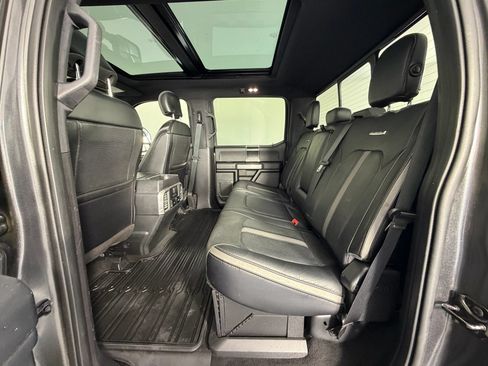 Used 2018 Ford F350 Platinum w/ Platinum Ultimate Package AWD/4WD image 27