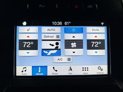 Used 2016 Ford F150 Lariat w/ Equipment Group 502A Luxury image 31