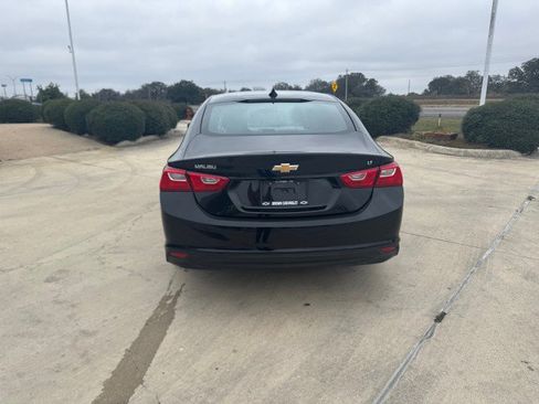 Used 2025 Chevrolet Malibu LT image 11