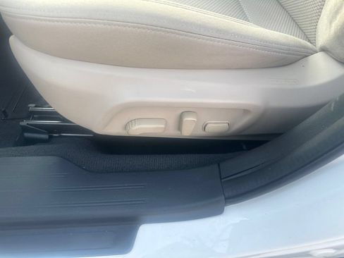 Used 2018 Subaru Outback 2.5i Premium AWD/4WD image 14
