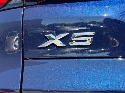 New 2026 BMW X5 xDrive50e w/ Executive Package image 11