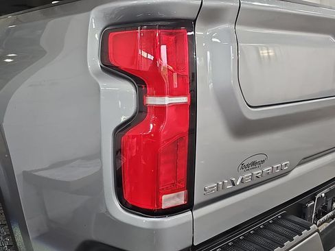 Certified 2024 Chevrolet Silverado 2500 High Country w/ High Country Premium Package AWD/4WD image 40