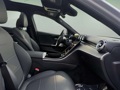 Certified 2026 Mercedes-Benz C 300 4MATIC Sedan image 29