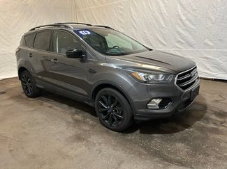 Used 2018 Ford Escape SE w/ SE Sport Appearance Package AWD/4WD video 1