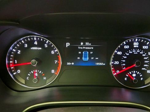 Used 2023 Kia Forte GT-Line w/ GT-Line Premium Package image 15