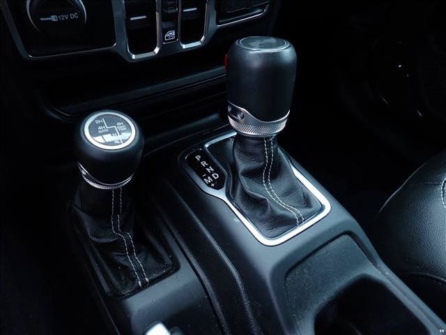 Used 2022 Jeep Wrangler Unlimited Sahara AWD/4WD image 5