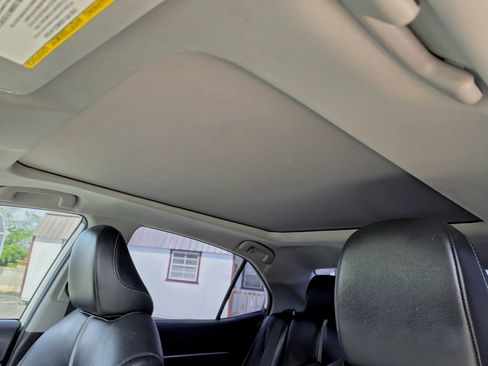 Used 2021 Toyota Camry XSE w/ Carpet Mat Package (TMS) image 13