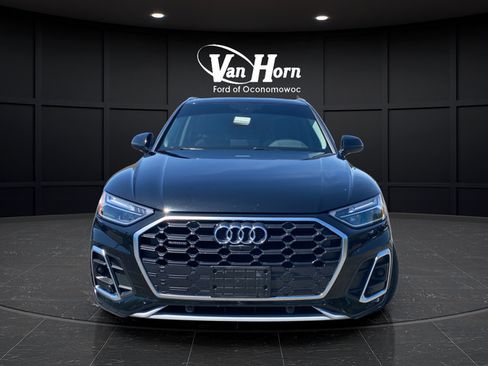 Used 2023 Audi Q5 2.0T Premium Plus w/ Premium Plus Package AWD/4WD image 2