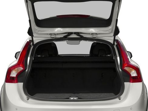 Used 2016 Volvo V60 T5 Cross Country AWD/4WD image 11